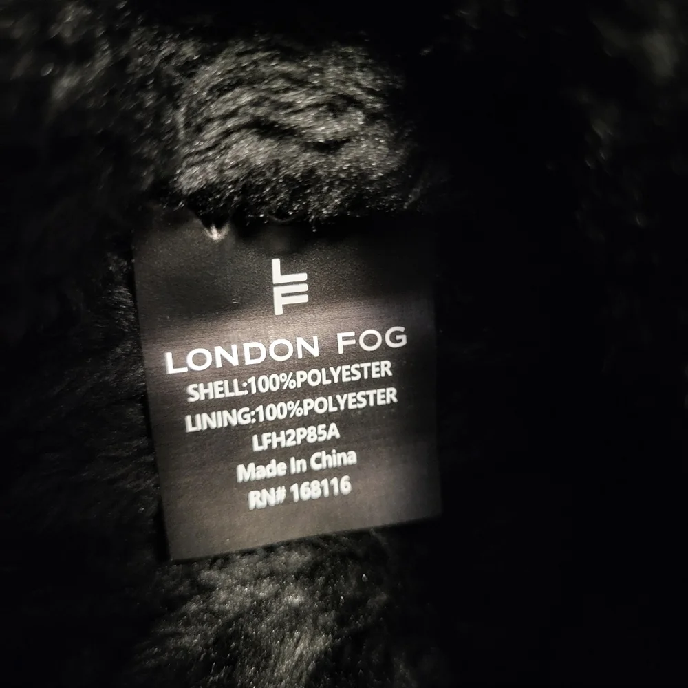 NWT Two London Fog Knit Thermal Plush Lining Beanies - Black & Pink